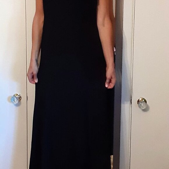 Elegant Evening Long Black Dress, European Design Maggy London - Picture 2 of 7